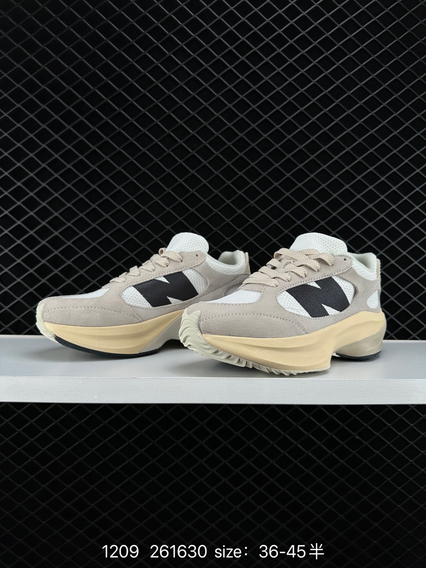 New Balance Warped Runner   UWRPDMOB CLASSICs TRADITIONNELS